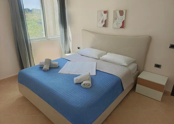 Blue Eyes Apartment *